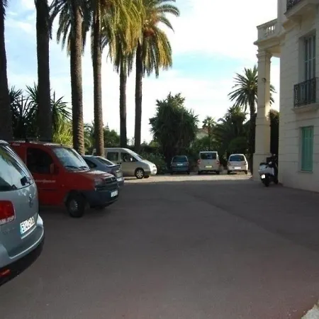 Beau 3p Face Mer Avec Garage 1